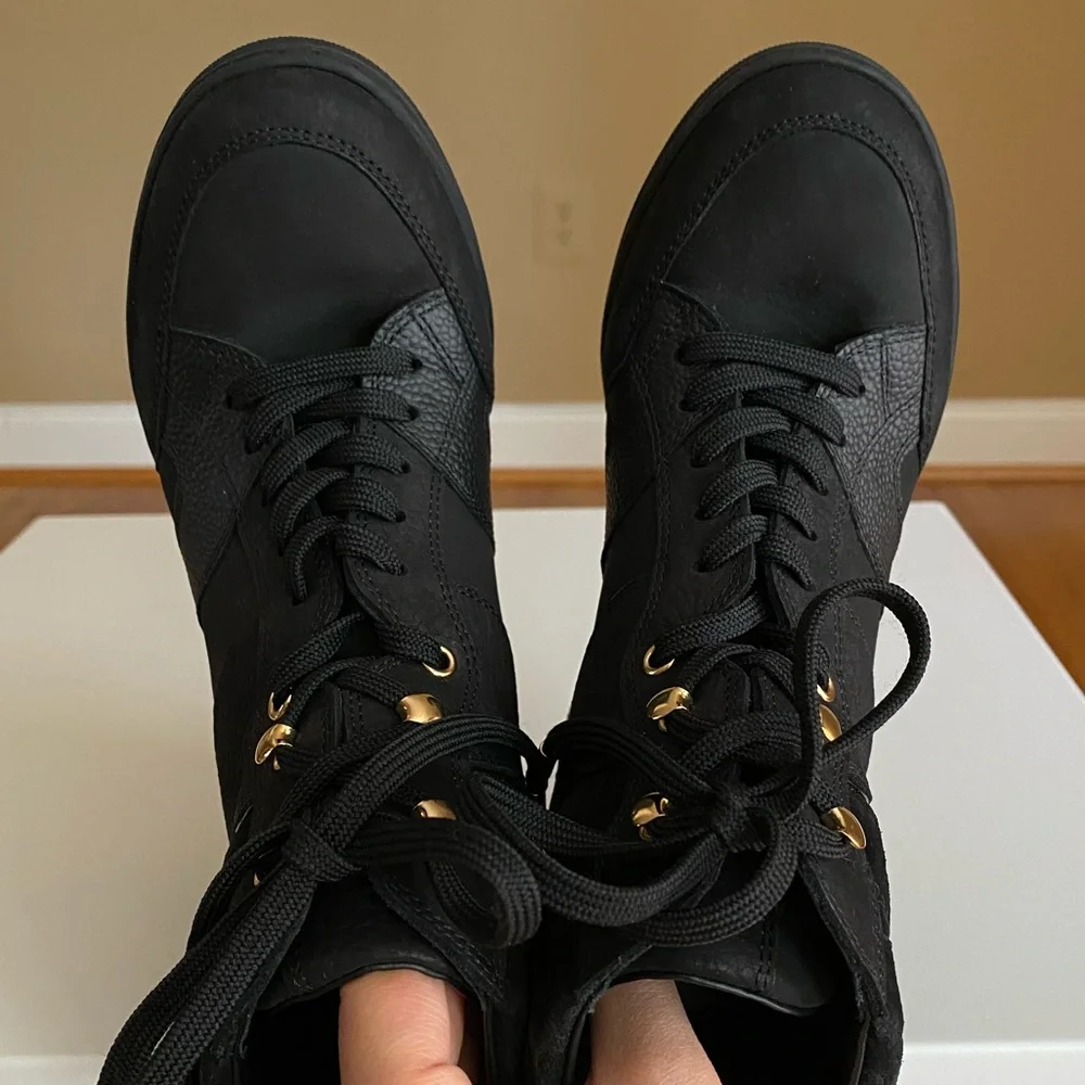 Excellent Louis Vuitton Ankle Boots - Picture 10 of 15